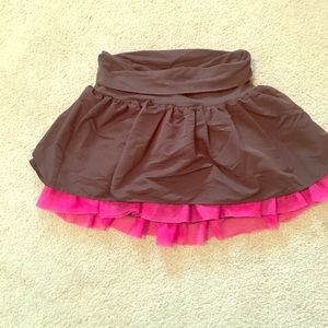 Dark brown skirt with pink ruffles